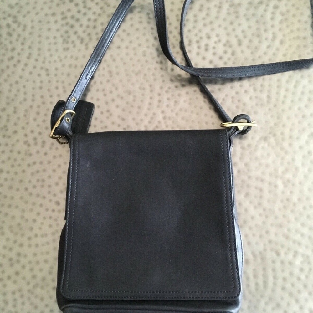 Black Leather Coach Crossbody Messenger